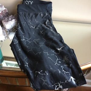Nike Marble Dri-Fit Long Capri Pants